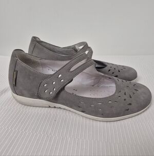 Mephisto Dora Perf Nubuck Leather Mary Jane Grey Shoe sz 7.5 6908